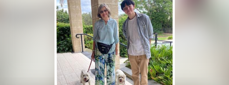 Homestay host with student